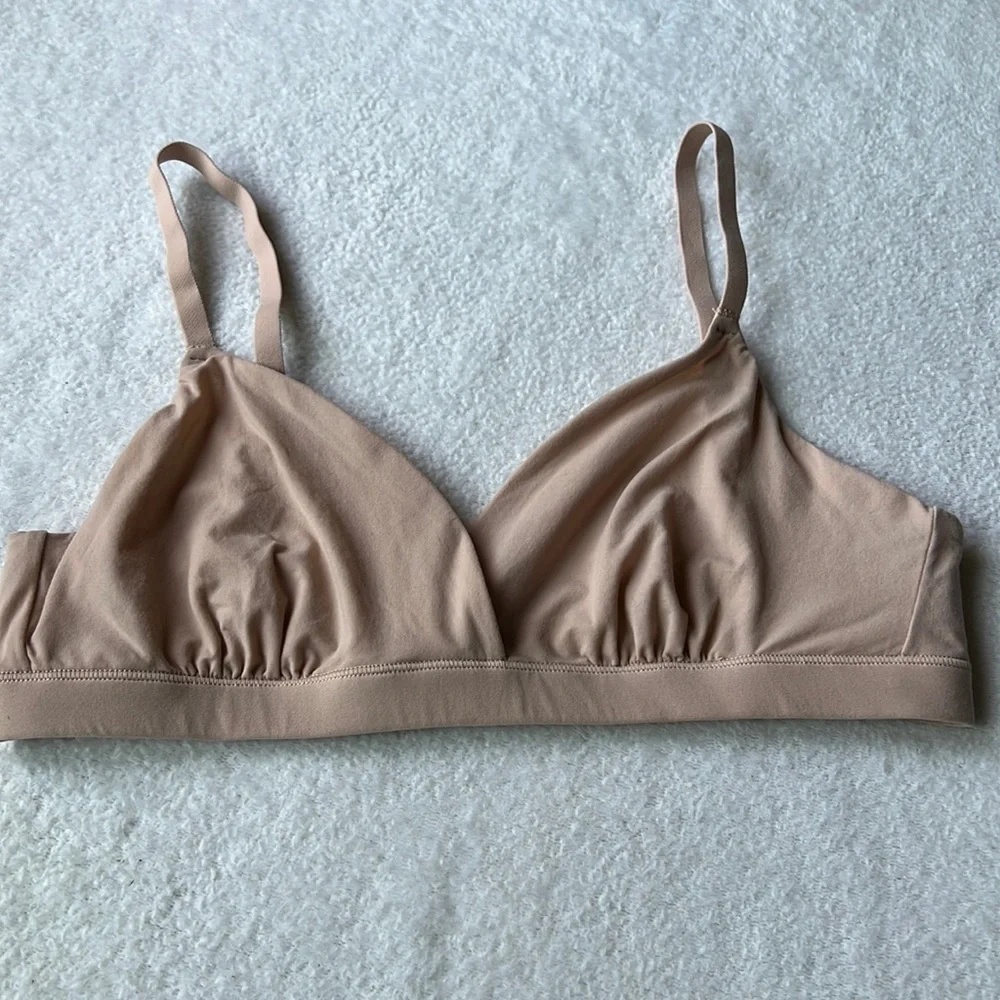 SKIMS Fits Everybody Crossover Bralette
